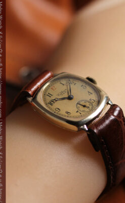 英国仕立てウォルサムの金無垢アンティーク腕時計 クッション型-W1668-17