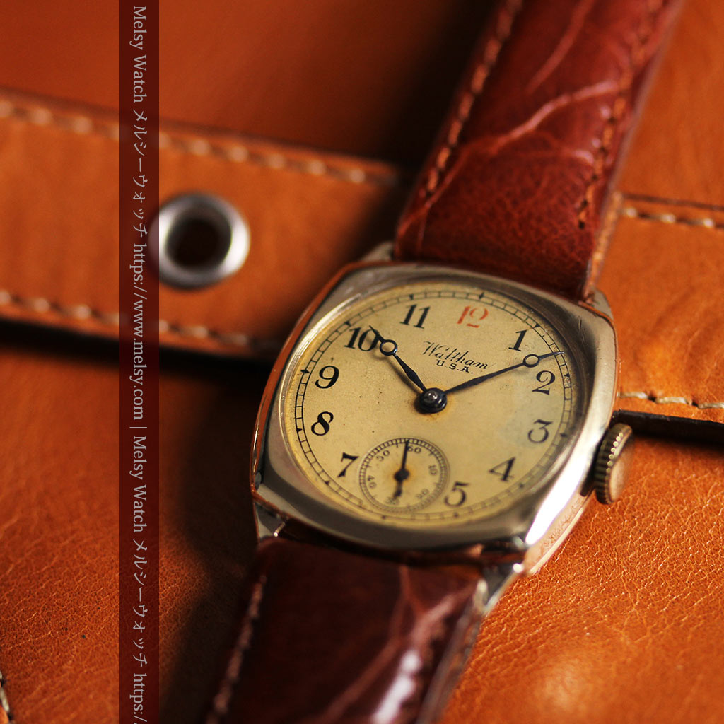 英国仕立てウォルサムの金無垢アンティーク腕時計 クッション型-W1668-2