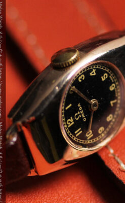 オメガ 9金無垢女性用アンティーク腕時計 黒文字盤 細身の樽型-W1669-10