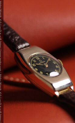 オメガ 9金無垢女性用アンティーク腕時計 黒文字盤 細身の樽型-W1669-3