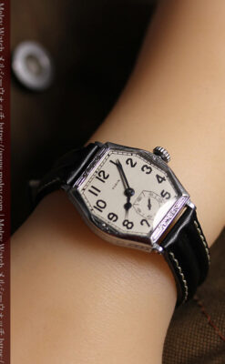 エルジンのアンティーク腕時計 銀色の縦長六角形 カジュアル-W1672-15