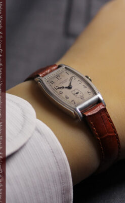 英国ベンソンの貴重なトノー型・銀無垢アンティーク腕時計 【1947年頃】-W1673-16