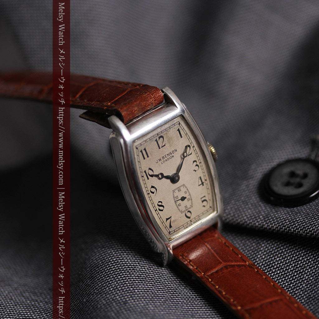 英国ベンソンの貴重なトノー型・銀無垢アンティーク腕時計 【1947年頃