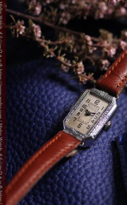 ブローバのレディース・品のある細身のアンティーク腕時計 【1931年頃】-W1674-2