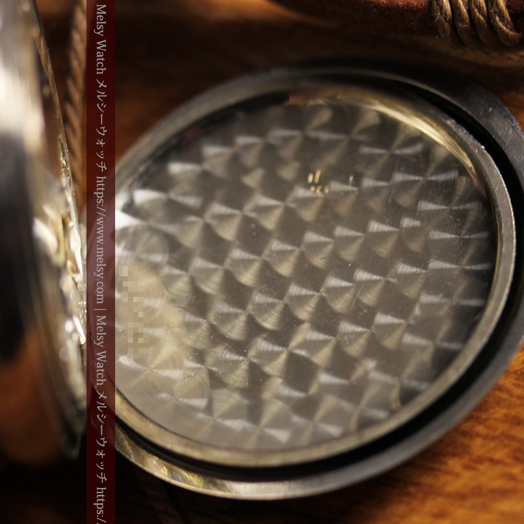 ロンジンの力強い雰囲気のアンティーク懐中時計 【1926年頃】ローマ数字-P2408-15