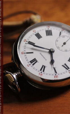 ロンジンの力強い雰囲気のアンティーク懐中時計 【1926年頃】ローマ数字-P2408-9