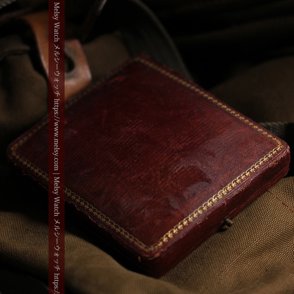 大英帝国時代 ベンソンの銀無垢アンティーク懐中時計 【1917年頃】黒文字盤-P2409-24