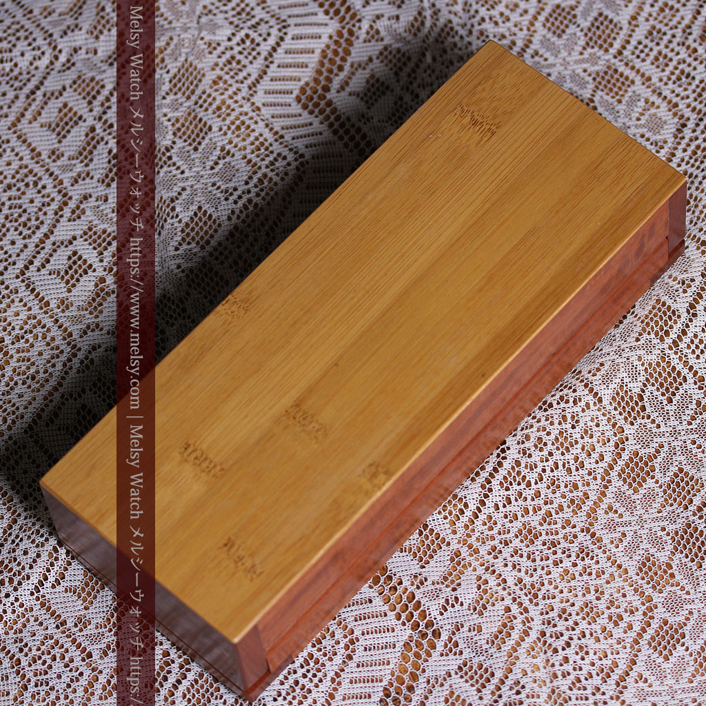 レッドガムの美しい模様と囲い枠 手作り木製コレクションボックス・木箱-A0334-15