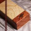 ユーカリの優しい色と模様の美しいレッドガム 手作り木製コレクションボックス・木箱-A0335-1