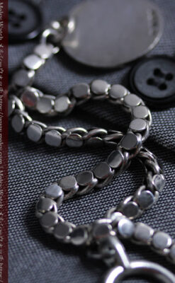 特殊な作りの銀無垢懐中時計チェーン 銀のメダル付き-C0537-12