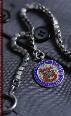 特殊な作りの銀無垢懐中時計チェーン 銀のメダル付き-C0537-2