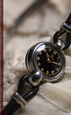 オメガ1930年代のモダンな黒 アンティーク腕時計 【1937年頃】レディース-W1681-1