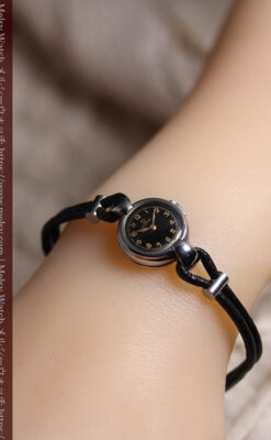 オメガ1930年代のモダンな黒 アンティーク腕時計 【1937年頃】レディース-W1681-13