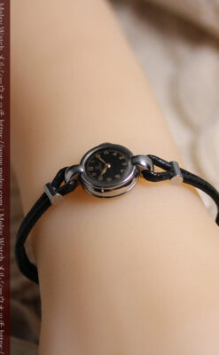 オメガ1930年代のモダンな黒 アンティーク腕時計 【1937年頃】レディース-W1681-15