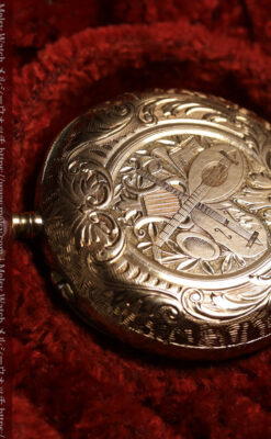 ロンジン 古典的な楽器が並ぶ音楽に携わる方のための金無垢アンティーク懐中時計 【1901年製】箱付き-P2413-14