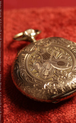 ロンジン 古典的な楽器が並ぶ音楽に携わる方のための金無垢アンティーク懐中時計 【1901年製】箱付き-P2413-7