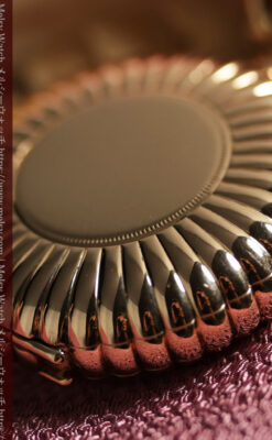 菊花・向日葵のようなケースの凹凸が美しいエルジンの金無垢懐中時計 【1900年頃】-P2414-16