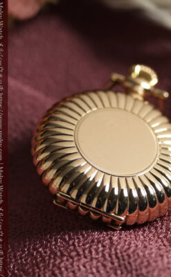 菊花・向日葵のようなケースの凹凸が美しいエルジンの金無垢懐中時計 【1900年頃】-P2414-3