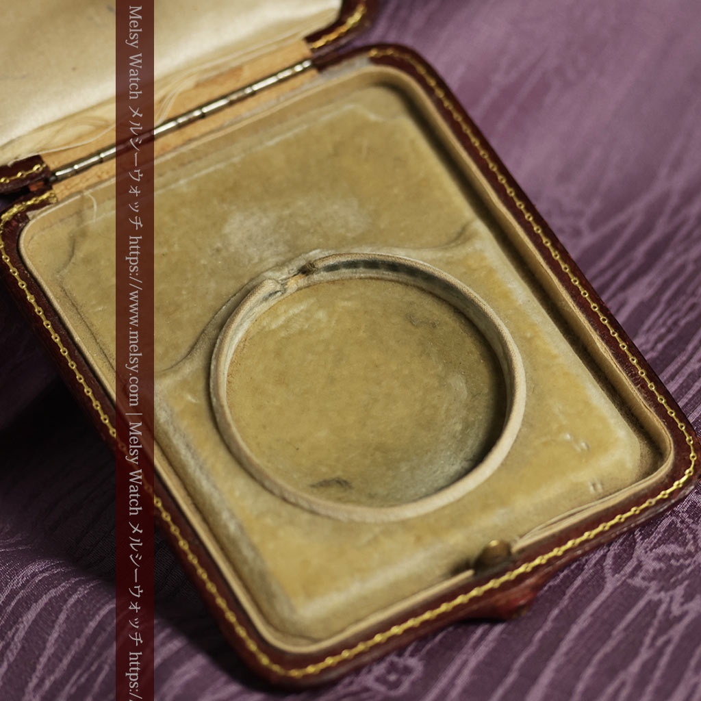 ロンジン 豪華で綺麗な装飾の18金無垢アンティーク懐中時計 【1927年製】箱付き-P2415-24