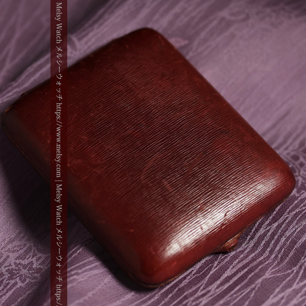 ロンジン 豪華で綺麗な装飾の18金無垢アンティーク懐中時計 【1927年製】箱付き-P2415-25