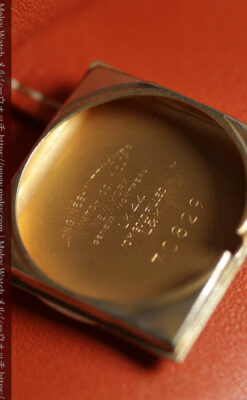 ロンジンの黒い文字盤に金色が映えるアンティーク腕時計 【1953年頃】個性光るラグ-W1683-14