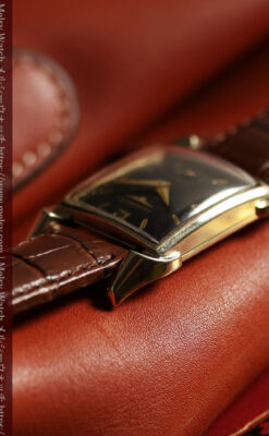 ロンジンの黒い文字盤に金色が映えるアンティーク腕時計 【1953年頃】個性光るラグ-W1683-9