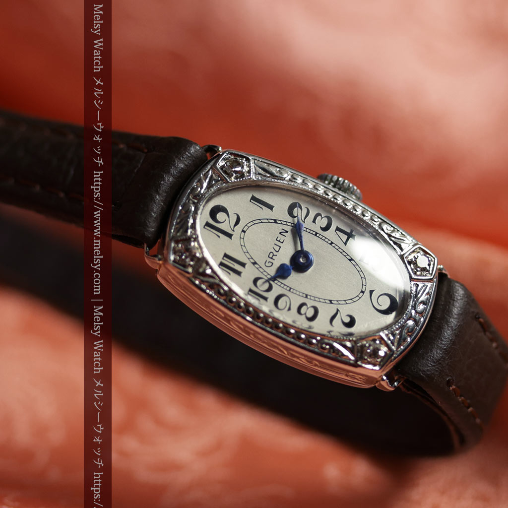 グリュエンの品のある楕円形とダイヤ装飾の金無垢アンティーク腕時計 【1931年頃】レディース-W1685-1