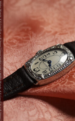 グリュエンの品のある楕円形とダイヤ装飾の金無垢アンティーク腕時計 【1931年頃】レディース-W1685-11