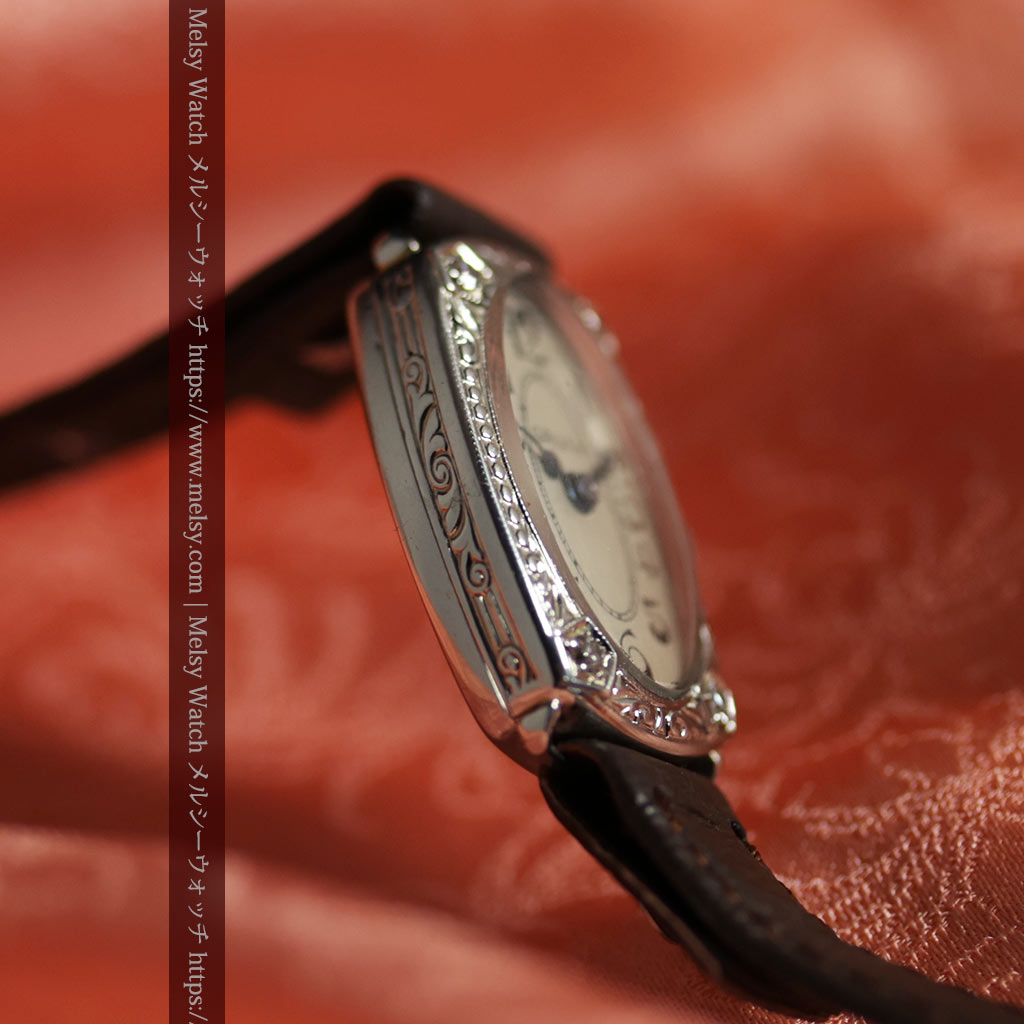 グリュエンの品のある楕円形とダイヤ装飾の金無垢アンティーク腕時計 【1931年頃】レディース-W1685-13