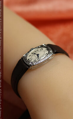 グリュエンの品のある楕円形とダイヤ装飾の金無垢アンティーク腕時計 【1931年頃】レディース-W1685-18