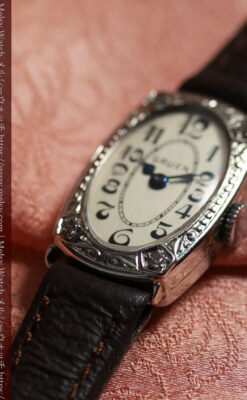 グリュエンの品のある楕円形とダイヤ装飾の金無垢アンティーク腕時計 【1931年頃】レディース-W1685-6