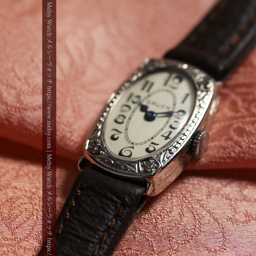 グリュエンの品のある楕円形とダイヤ装飾の金無垢アンティーク腕時計 【1931年頃】レディース-W1685-6