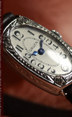 グリュエンの品のある楕円形とダイヤ装飾の金無垢アンティーク腕時計 【1931年頃】レディース-W1685-8