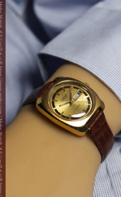 英国ベンソン 個性あるぷっくりと厚みのある自動巻き腕時計 【1970年頃】-W1686-13