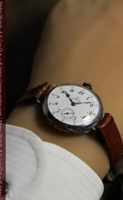 仕事をしながら楽しめるオメガの銀無垢アンティーク腕時計 【1915年頃】ニエロ装飾-W1687-1