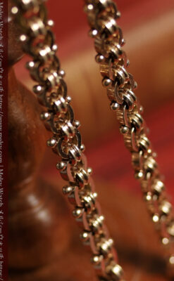 幅広で厚めの存在感がある特殊な作りの懐中時計チェーン 鍵巻き付き-C0542-5