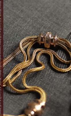 アンティークの雰囲気が漂う上品な細身の紐状アンティーク懐中時計チェーン 2つの飾り付き-C0543-15