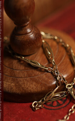 シンプルながら装飾の綺麗な金色アンティーク懐中時計チェーン-C0545-3