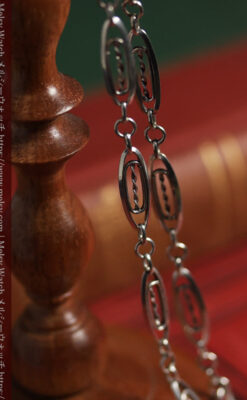 装飾性のある幅広細身で軽量の銀無垢アンティーク懐中時計チェーン-C0547-10