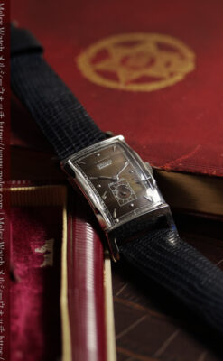 鈍色と銀の美しいカーベックス 曲線を描くグリュエンのアンティーク腕時計 【1940年頃】箱・ベルト付き-W1691-14