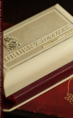 鈍色と銀の美しいカーベックス 曲線を描くグリュエンのアンティーク腕時計 【1940年頃】箱・ベルト付き-W1691-28