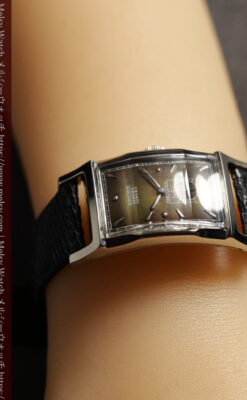 鈍色と銀の美しいカーベックス 曲線を描くグリュエンのアンティーク腕時計 【1940年頃】箱・ベルト付き-W1691-35