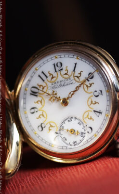 ダイヤモンドの3連星にMのイニシャル 美しい文字盤のウォルサムの金無垢懐中時計 【1901年頃】-P2421-13