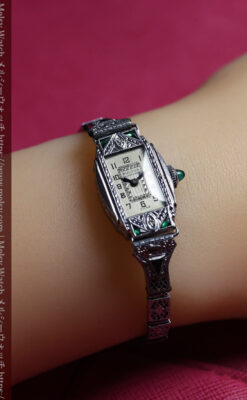 緑のエメラルド色とバンドも美しいブローバのアンティーク腕時計 【1930年頃】ダイヤモンド-W1698-19