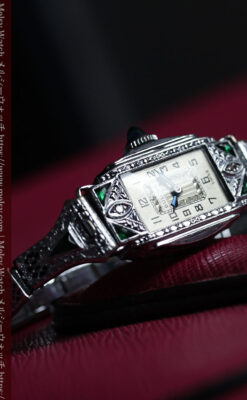 緑のエメラルド色とバンドも美しいブローバのアンティーク腕時計 【1930年頃】ダイヤモンド-W1698-3
