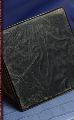 グリュエン 蒼玉にダイヤモンド・彫金が美しいレディース18金無垢アンティーク腕時計 【1920年頃】箱付き-W1713-31