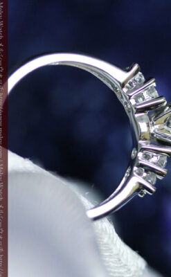 4石のダイヤモンドと18金の指輪-A0200-8