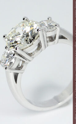 3石のダイヤモンドと18金の指輪-A0203-12