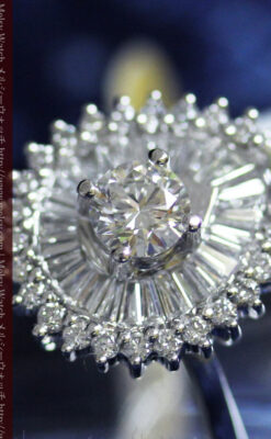 ドロップ型のダイヤモンドと18金の指輪-A0206-2