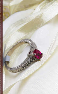 ピジョンブラッドのルビーとダイヤモンドの金無垢指輪-A0226-2